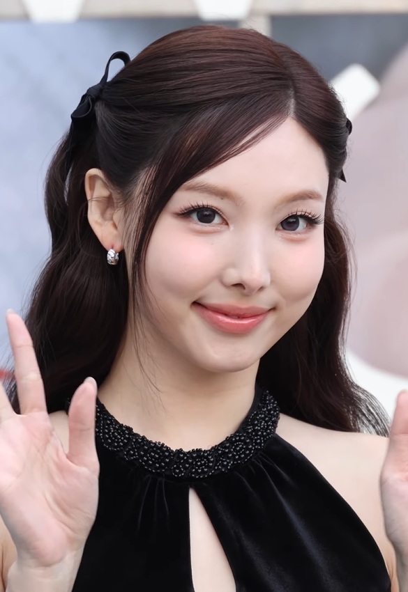 Nayeon (TWICE) слив фото