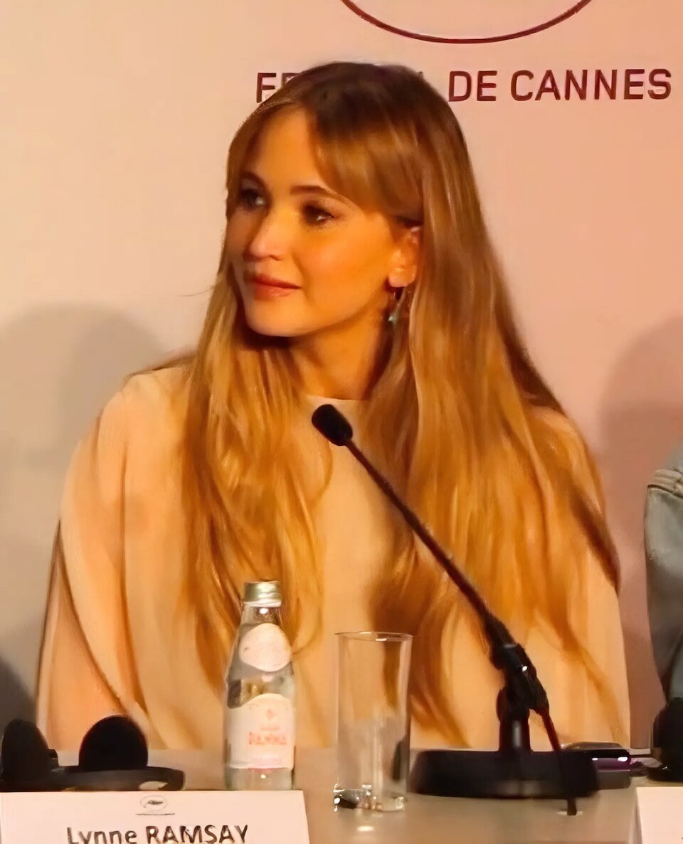Jennifer Lawrence — изображение из карточки каталога Slivly