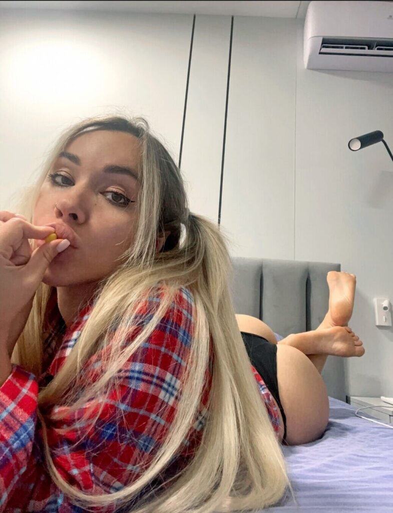 Анна Костенко OnlyFans слив фото 22 18-21 год 2026
