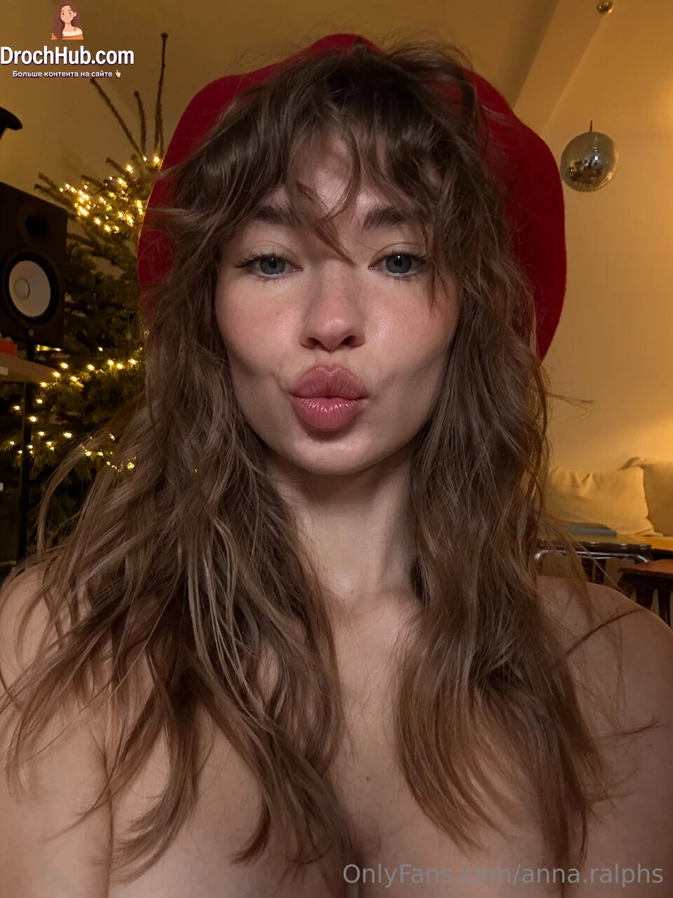 Anna Ralphs OnlyFans фото