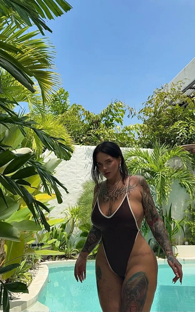 Наташа Гончарова OnlyFans фото