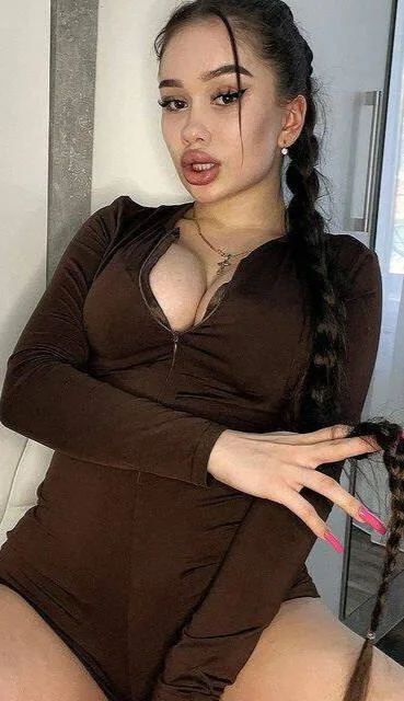 Тиктокерша Карина Чижикова