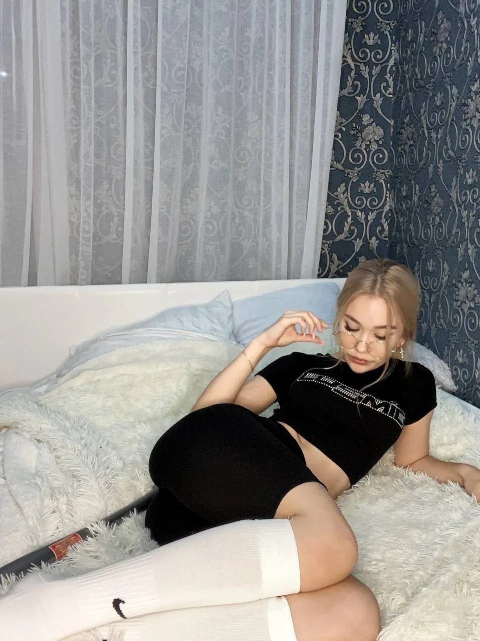 Тиктокерша Карина Чижикова OnlyFans фото