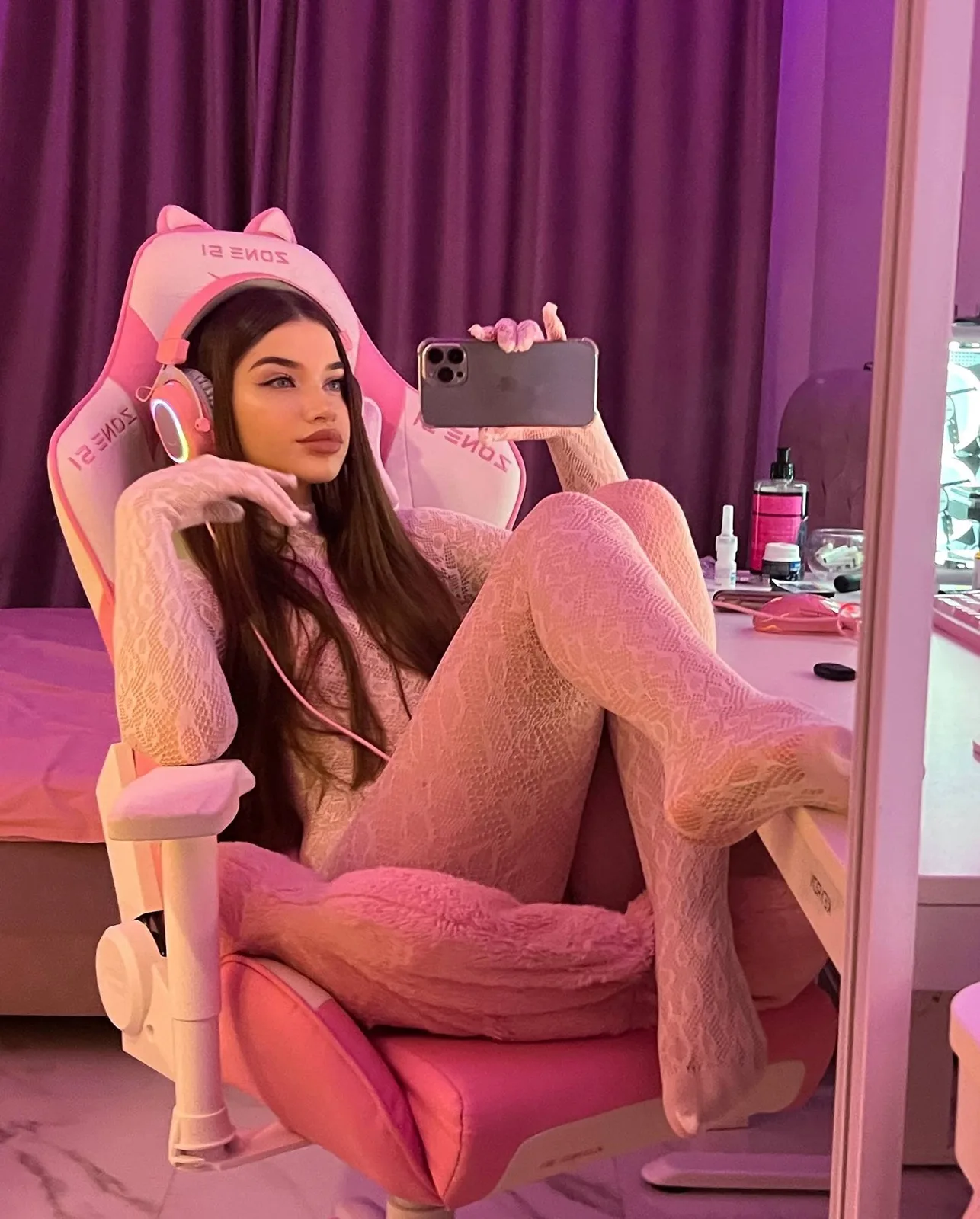 Блогерша chilllays OnlyFans фото