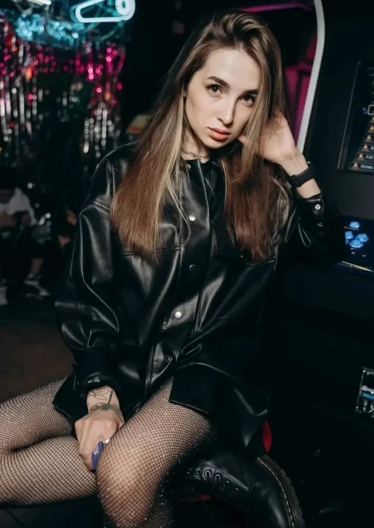 Генсуха OnlyFans слив фото 13 Amateur 2026