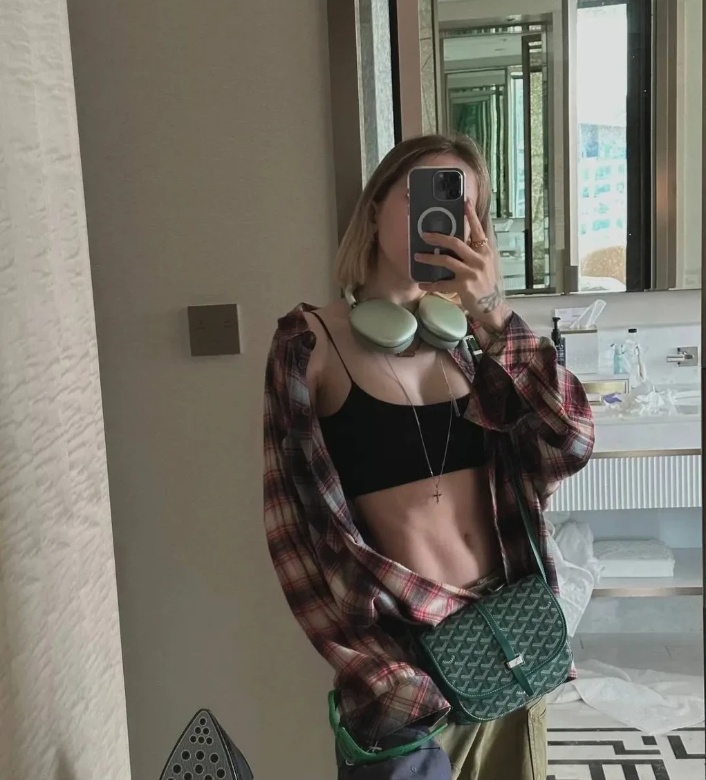 Генсуха OnlyFans слив фото 16 Amateur 2026
