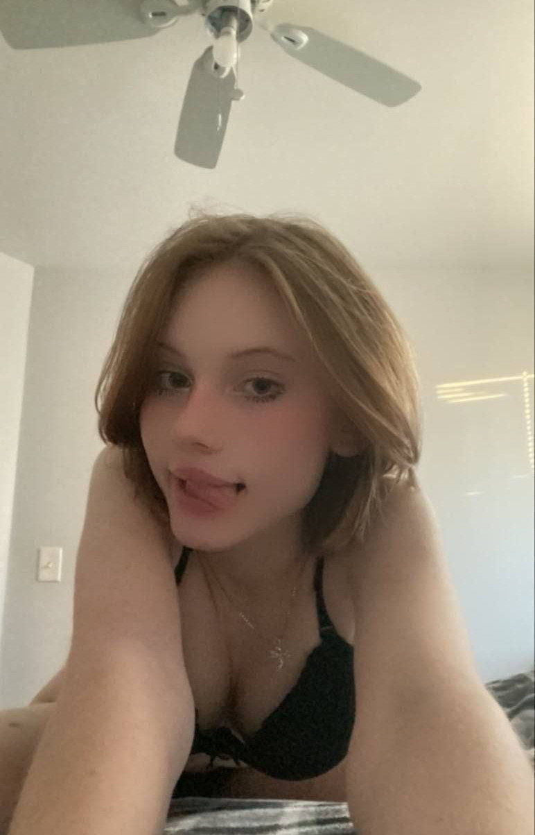 Кира Аврорка OnlyFans фото