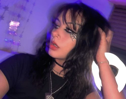 Lavenderhayz / harleysbathwater / hazel_nuts666