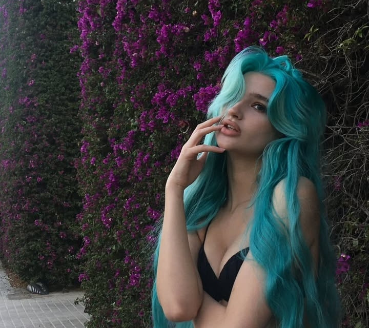 Лиза Анохина OnlyFans фото