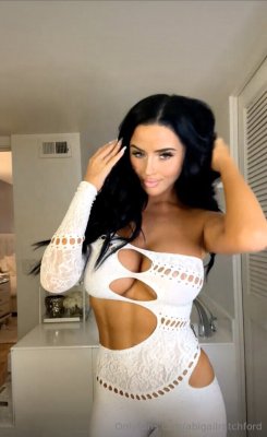 Abigail Ratchford OnlyFans фото