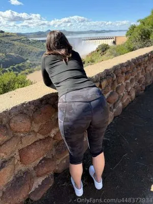 Adelyn OnlyFans фото