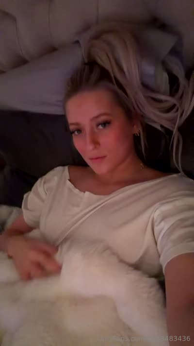 Allison Lane OnlyFans фото