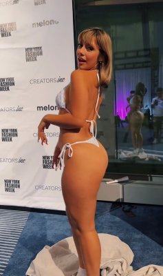 Amariah Morales OnlyFans фото
