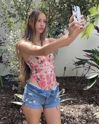 Avaryana Rose OnlyFans слив фото 15 OnlyFans 2026