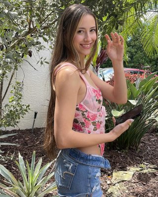 Avaryana Rose OnlyFans слив фото 18 OnlyFans 2026