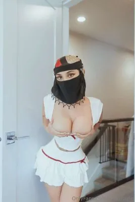 Azilia Hadid OnlyFans слив фото 18 OnlyFans 2026