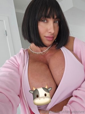 Cherry Devivre OnlyFans слив фото 2 OnlyFans 2026