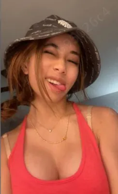 Chinesebabygirl OnlyFans фото