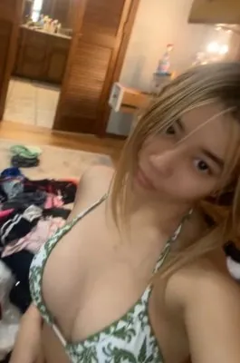 Chinesebabygirl OnlyFans фото