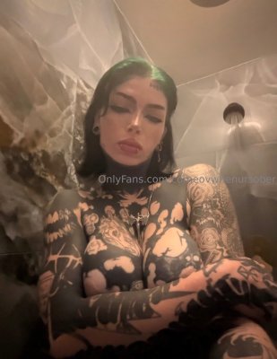 Comeovwhenursober OnlyFans фото