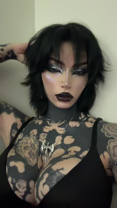 Comeovwhenursober OnlyFans фото
