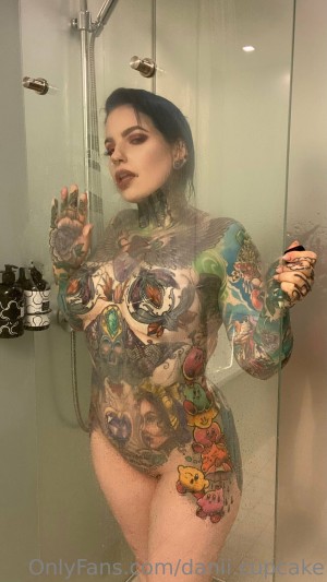 Danii Cupcake OnlyFans фото