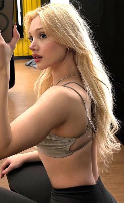 Duygu German OnlyFans фото