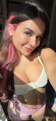 Effycutiexx OnlyFans фото