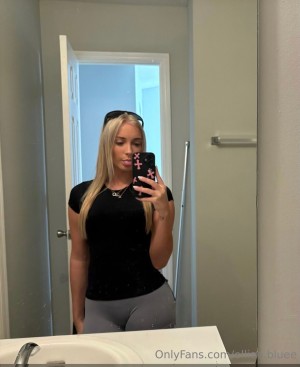 Ellie Bellyy OnlyFans слив фото 10 OnlyFans 2026