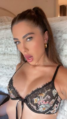 Gigi Papasavvas OnlyFans слив фото 19 С большой попой 2026