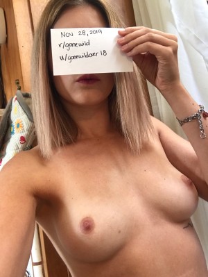 Gonewildover18 OnlyFans фото