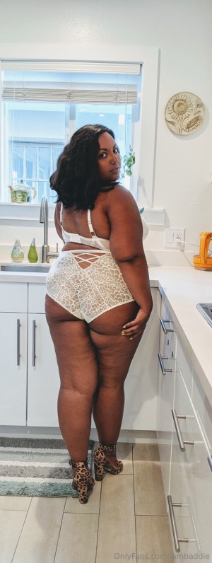 Iambaddie OnlyFans фото
