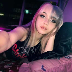 Iluvmeww OnlyFans фото
