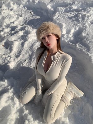 Ivytt77 OnlyFans фото