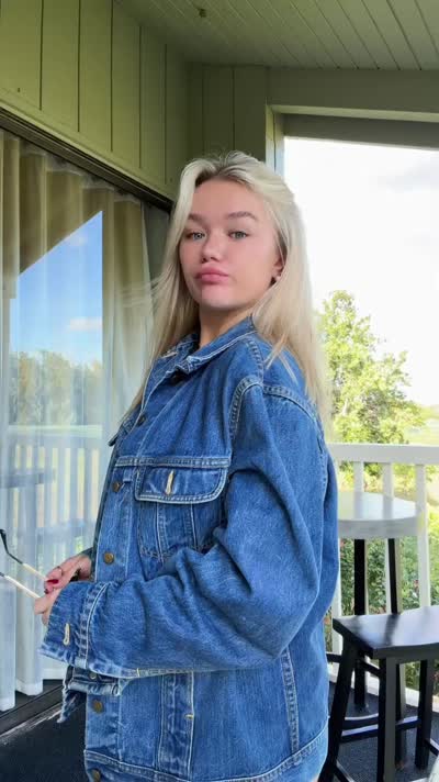 Katie Sigmond OnlyFans фото