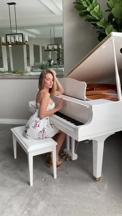 Kimmy Granger OnlyFans слив фото 4 OnlyFans 2026