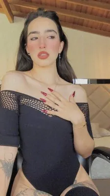 Larisasmirnoov OnlyFans фото