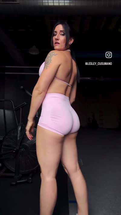 Lesley Cusumano OnlyFans фото