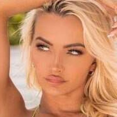 Lindsey Pelas