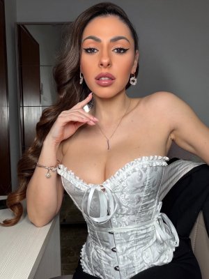 Madamex93 OnlyFans фото