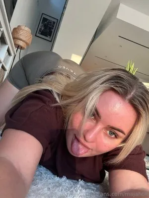 Majaholf OnlyFans слив фото 2 OnlyFans 2026