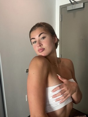 Meghan Walker OnlyFans фото