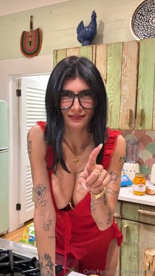Mia Khalifa OnlyFans слив фото 10 OnlyFans 2026