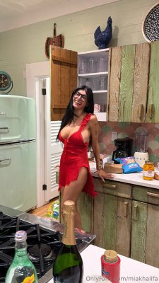 Mia Khalifa OnlyFans слив фото 12 OnlyFans 2026
