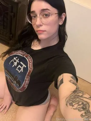 Neniku OnlyFans фото
