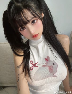 Ninimlgbreal OnlyFans фото