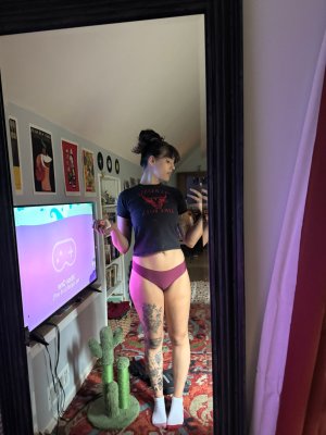 Pixiexsnow OnlyFans слив фото 18 С большой попой 2026