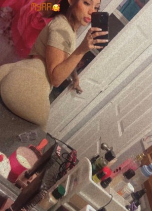 Prettymammiiiii OnlyFans фото
