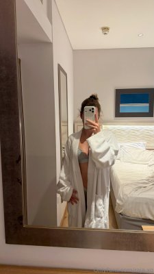 Raja Meissner OnlyFans фото