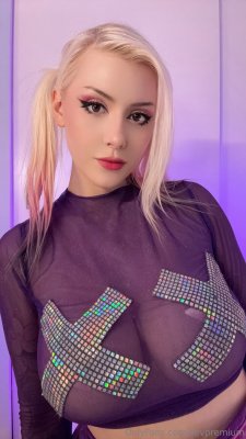 Seviria Cosplay OnlyFans фото